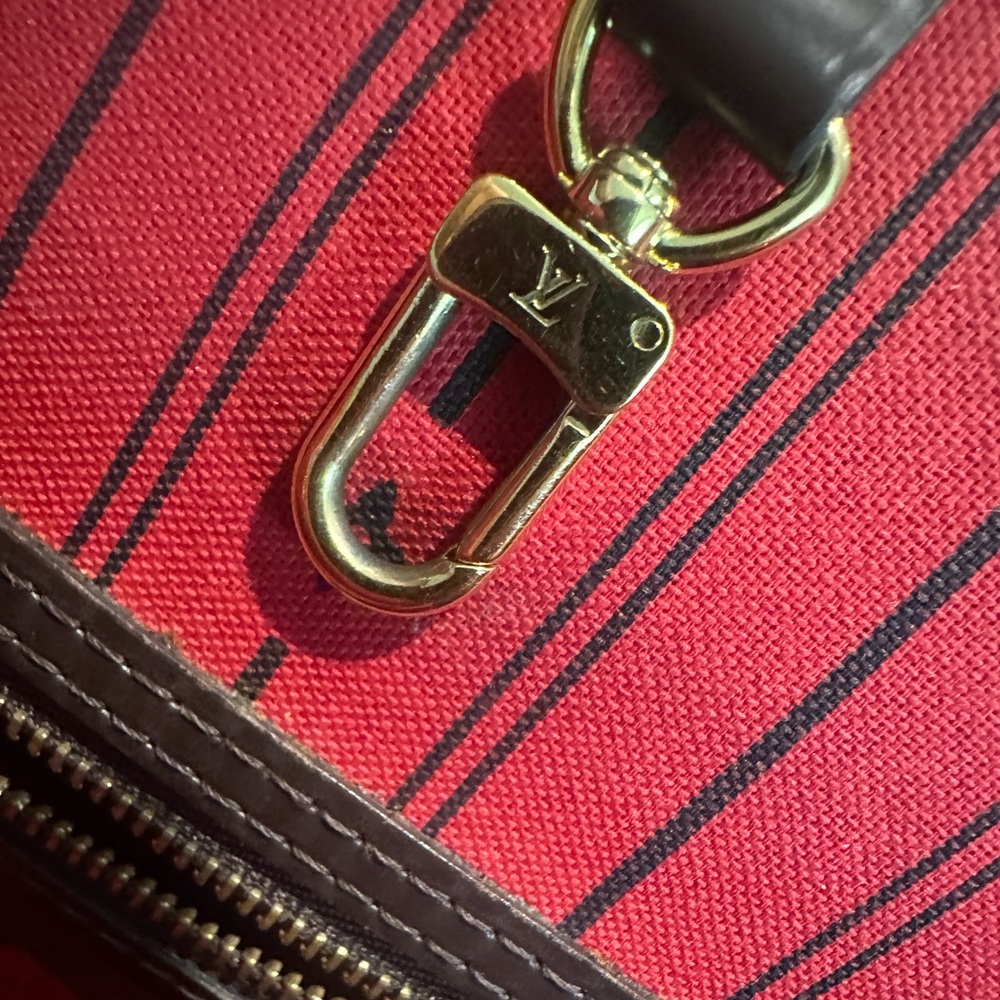 Authentic LV Damier Ebene Neverfull MM - Picture 10 of 16